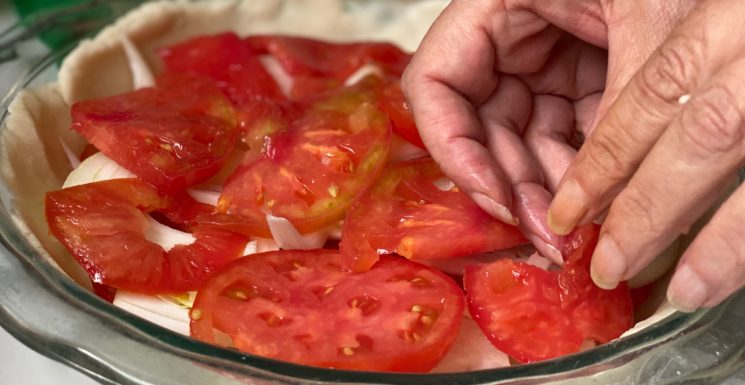 Tomato and Vidalia Onion Pie